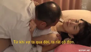 Con dâu vú đẹp ngày nào cũng phải ngửa lồn cho bố địt