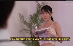 Nữ thần cao cấp 170cm với đôi chân đẹp và hai lỗ được nhét bằng máy rung, tất lưới và giày cao gót, quan hệ tình dục qua đường hậu môn và mông, cưỡi và sờ mó dương vật giả, phun rất nhiều nước